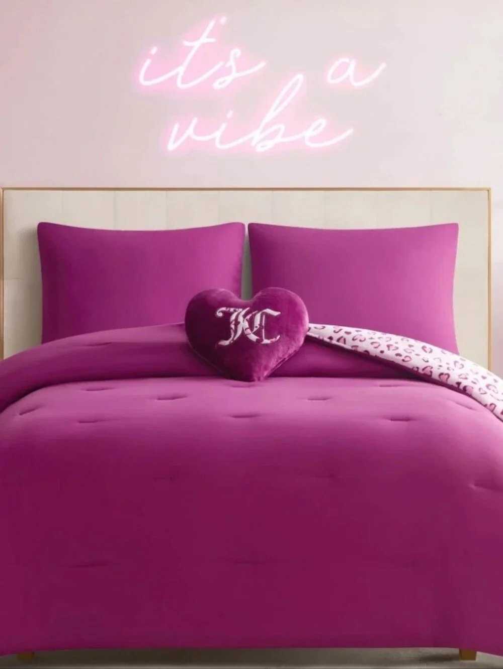 Juicy Couture Home Plush Leopord Hearts Comforter Set- Queen